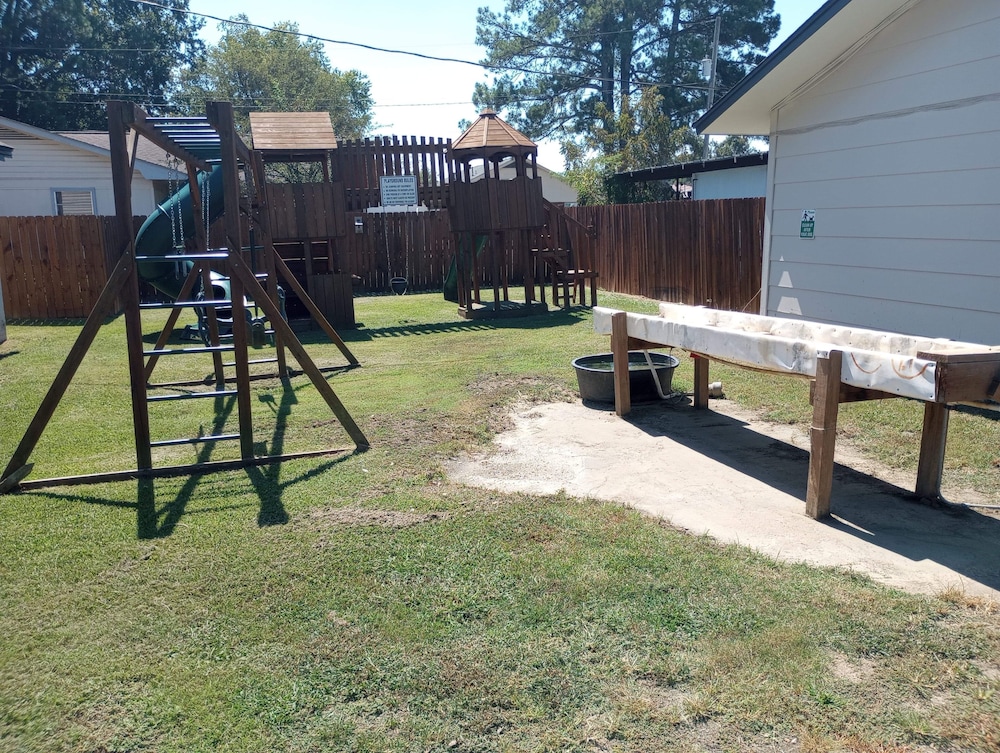 Yellow Diamond Inn - photo 33