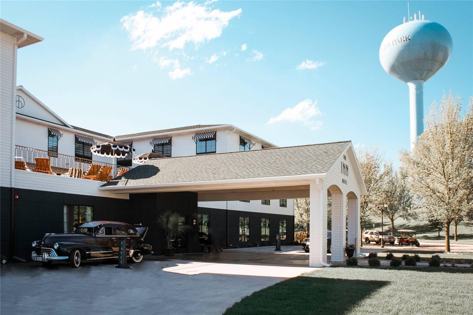 The Inn Hotel Lake Okoboji an Ascend Collection Hotel — hotel in Arnolds Park