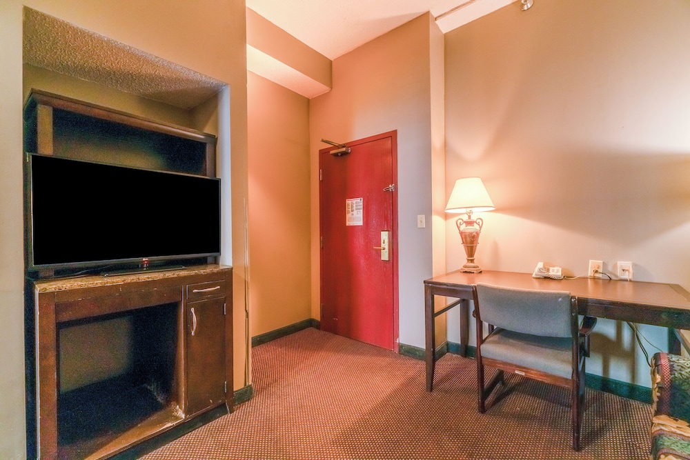 Ark Suites By Oyo Jonesboro I 555 - photo 32