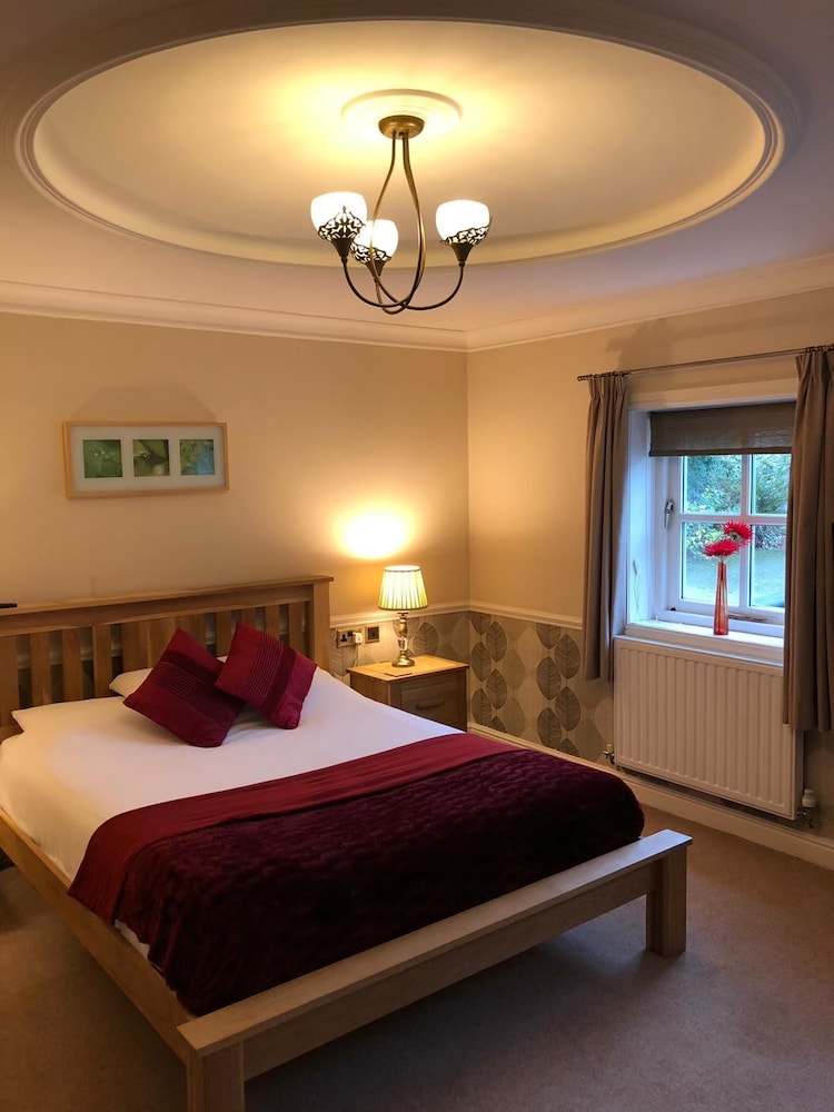 The Llinegar Inn in Holywell, United Kingdom