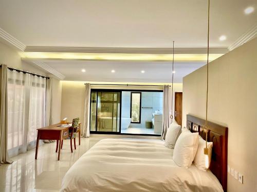 Le Kentia in Lome, Togo