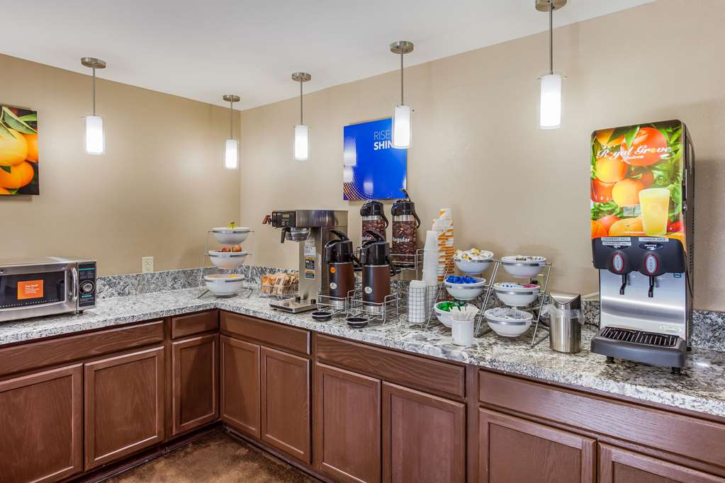 Comfort Inn Charleston South - photo 39