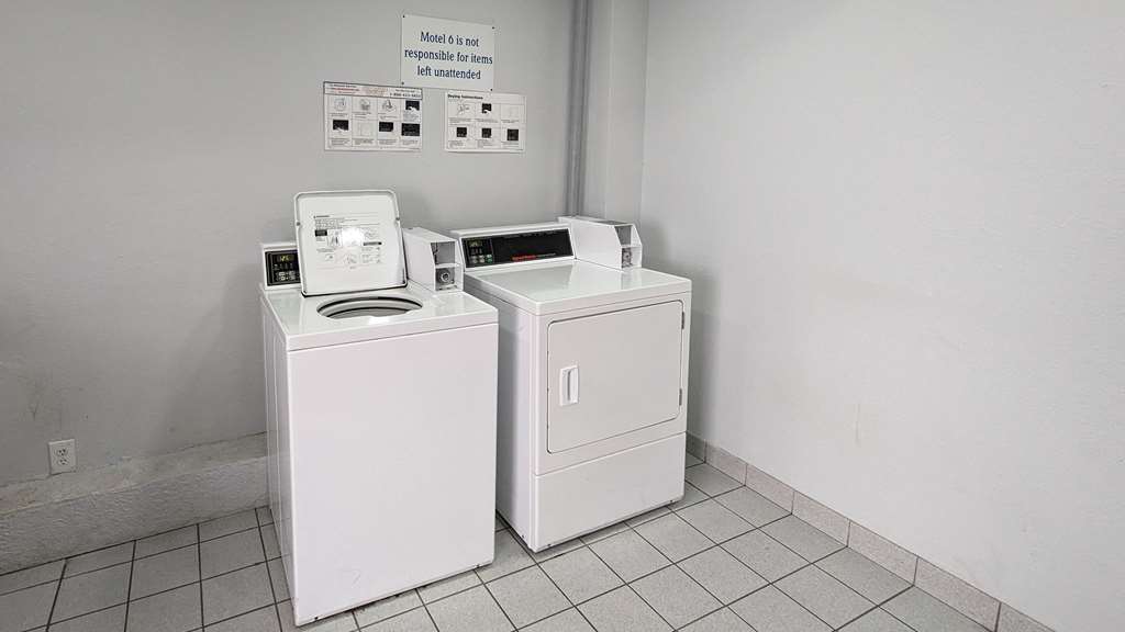Motel 6 Nashua NH North - photo 12