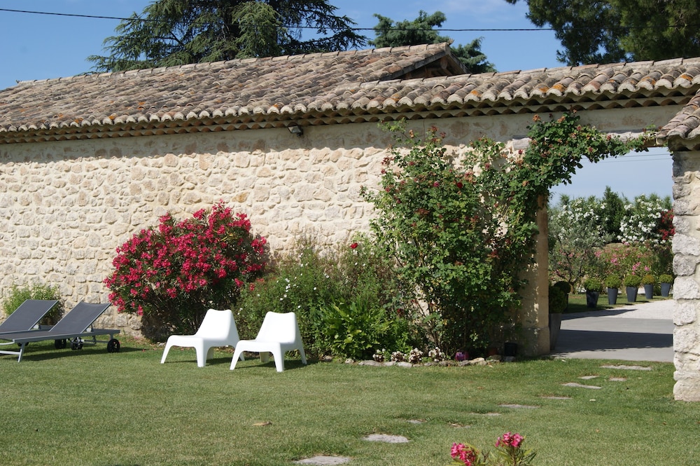 B&B dans Mas en pierres — Robion — photo 4