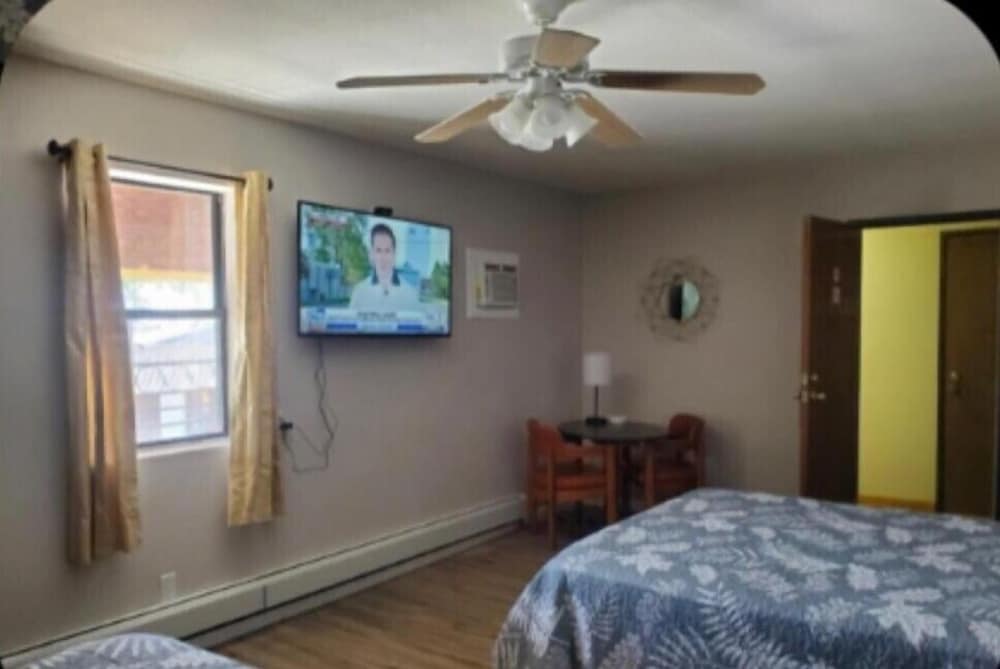 Golden Arrow Motel - photo 7