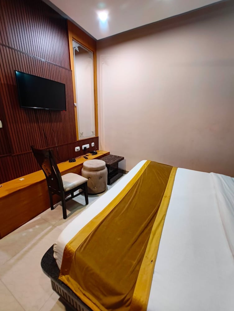 The Royal Hotel — Bareilly — photo 5