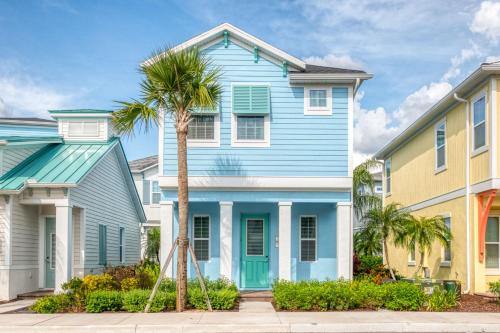 Sanderella Castle Premium Cottage With Private Hot Tub Near Disney With Margaritaville Resort & Island H2O Access 3037Sp — 4-Star Luxury Hotel in Orlando, United States