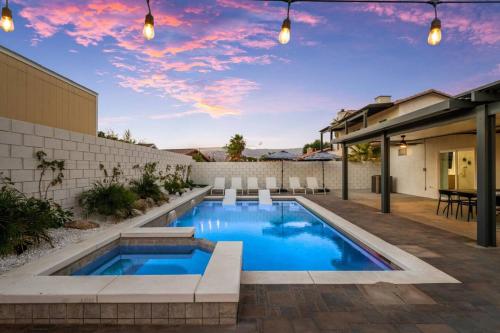Sunset Escape Home With Resort Pool And Spa in Indio, United States