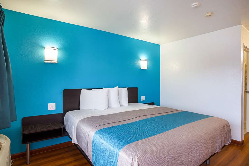 Motel 6 Ventura CA Downtown - photo 7