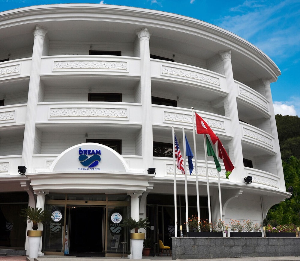 White Tuana Thermal Yalova