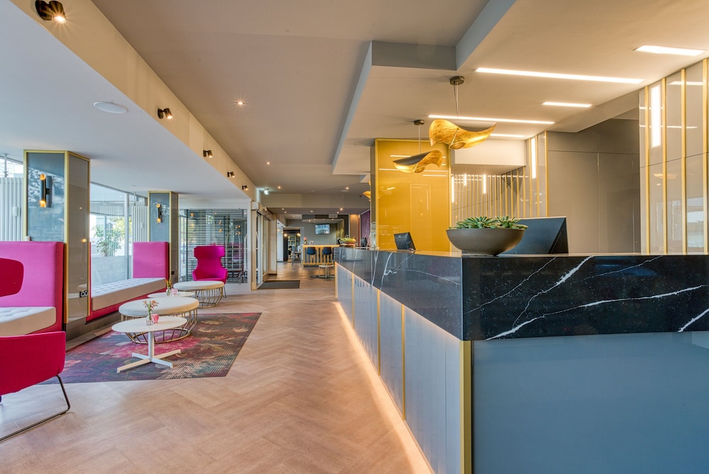 FourSide Hotel Saarbrücken — Saarbruecken — photo 2