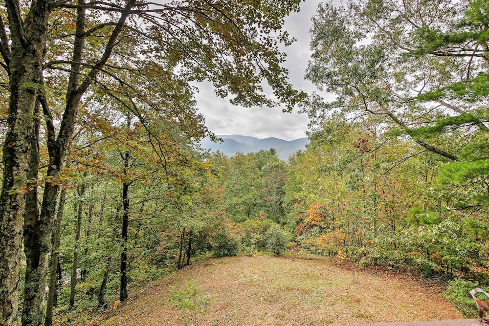 Sky Valley Home w Stunning Views 1 Mi to Resort - photo 12
