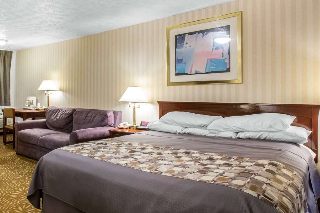 Rodeway Inn & Suites Branford Guilford - photo 18