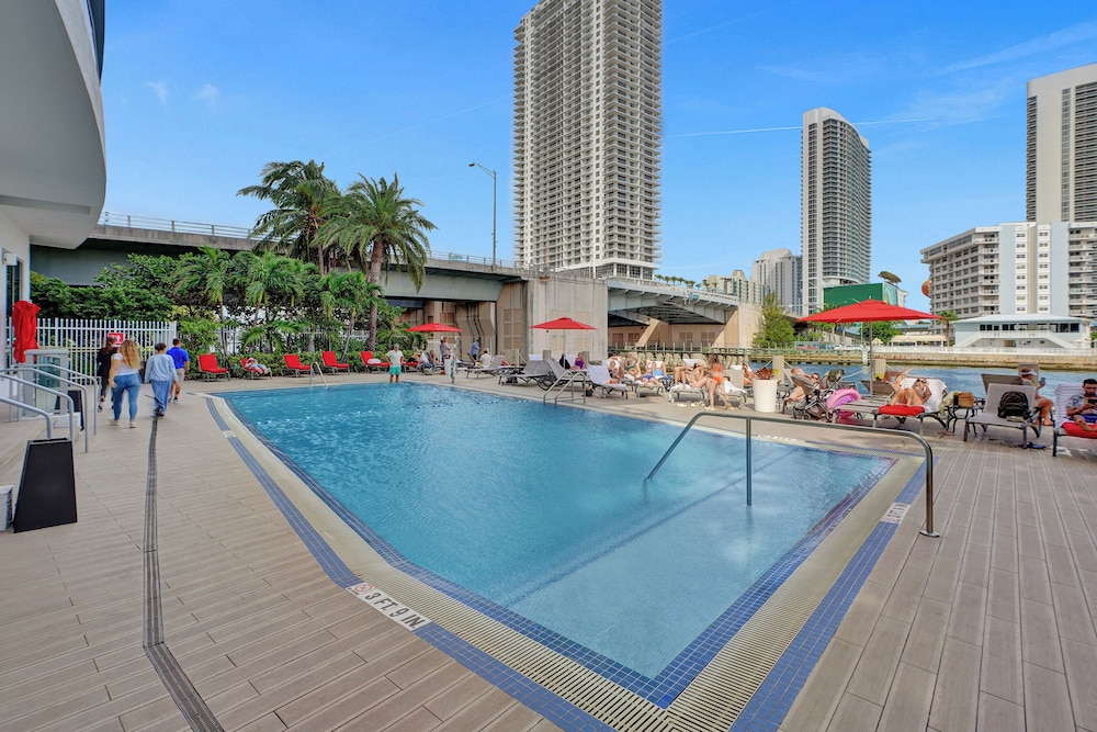 Beachwalk Elite Hotels and Resorts - photo 22