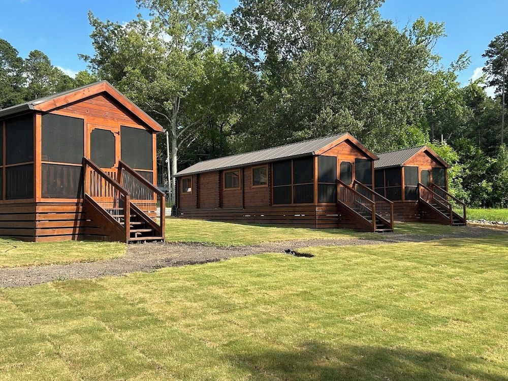 Cowan Creek Resort — hotel in Centre