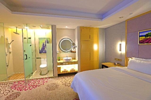 Lavande Hotel Taixing Jiangping Road in Taixing, People's Republic of China