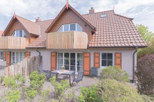 Haus Windflüchter Whg. Lf 5.1 — 4-Star Luxury Hotel in Wustrow, Germany