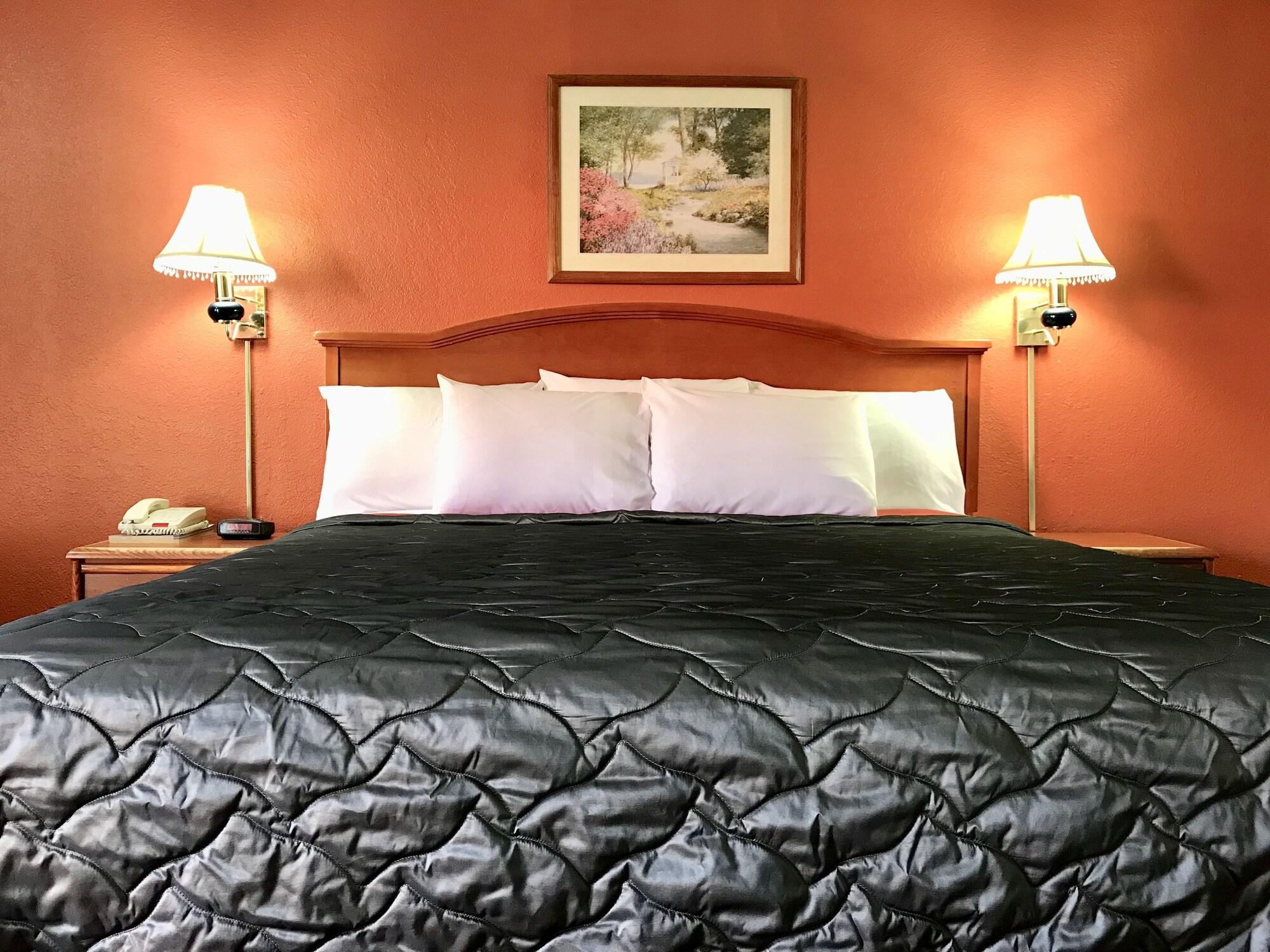 Best Budget Inn Abilene - photo 26