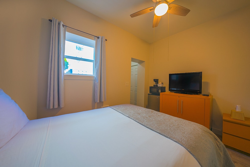 City Centre Motel by OYO - photo 6