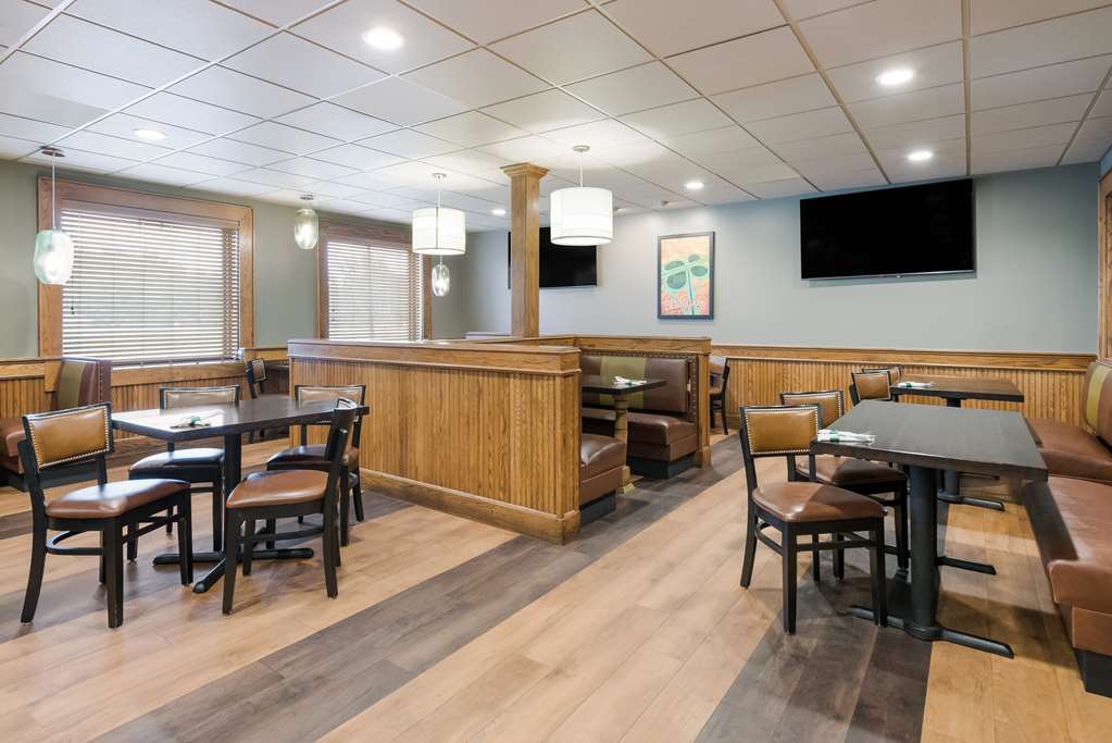 Best Western Holiday Lodge - photo 41