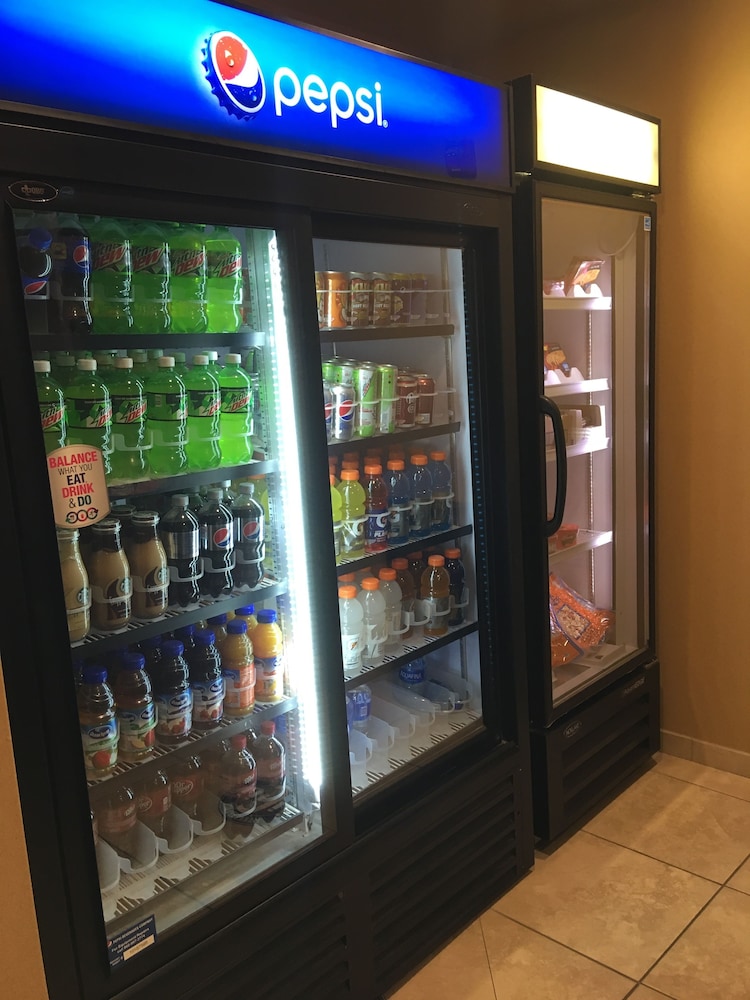 Cobblestone Inn & Suites Steele - photo 30