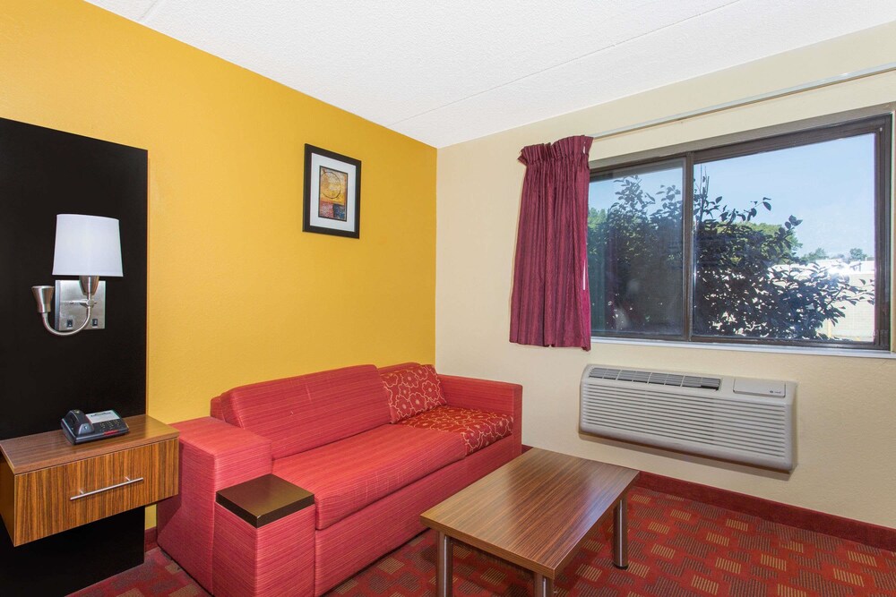 Days Inn Leominster Fitchburg Area - photo 11