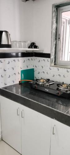 1BR Apartment in Lower Parel