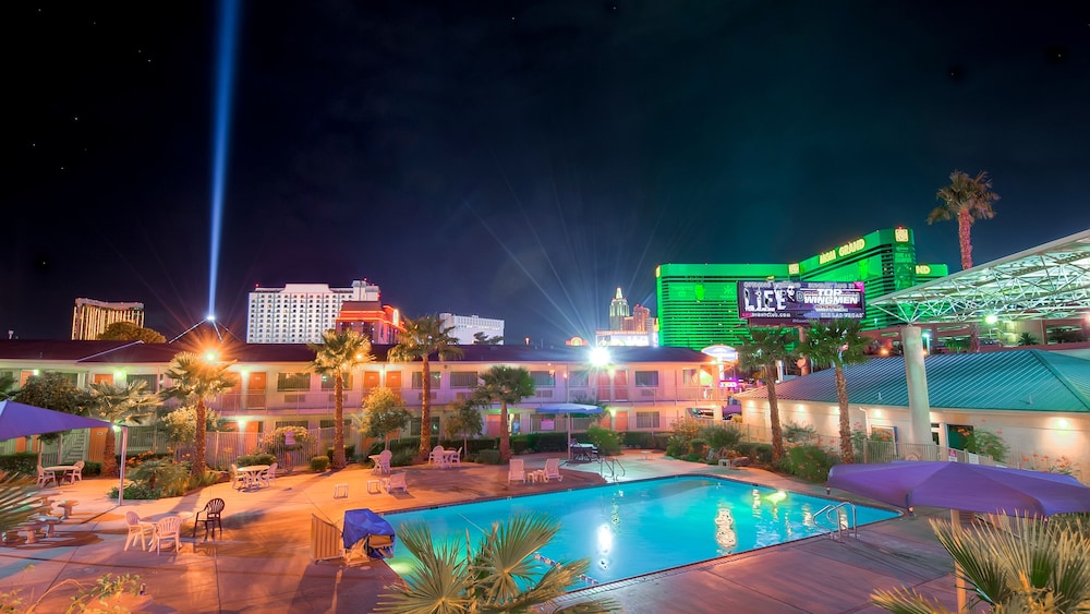 Studio 6 Suites Las Vegas NV Tropicana - photo 4