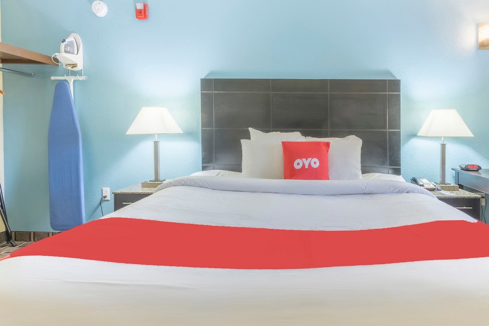 OYO Hotel Knoxville TN Cedar Bluff I 40 - photo 15