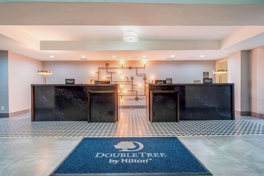 DoubleTree by Hilton South Charlotte Tyvola - photo 5