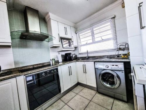 Le Paradis Beachfront Apartment — 4-Star Luxury Hotel in Ballito, South Africa
