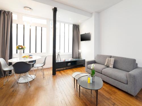 Studios de Charme à Montmartre — 4-Star Luxury Hotel in Paris, France