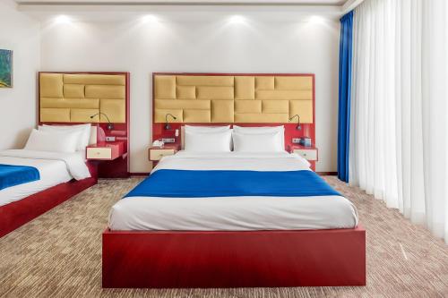 Denis hotel