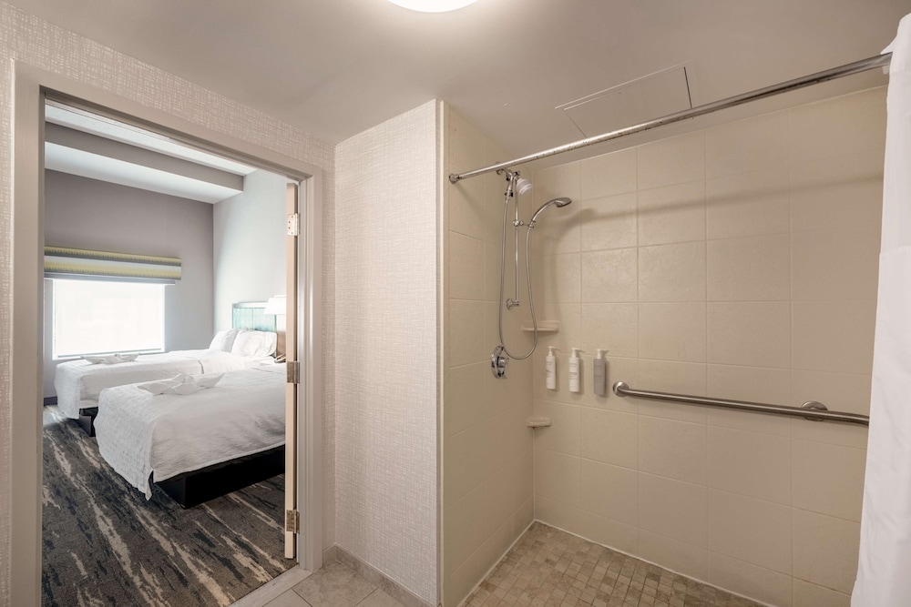 Hampton Inn & Suites Poughkeepsie - photo 32