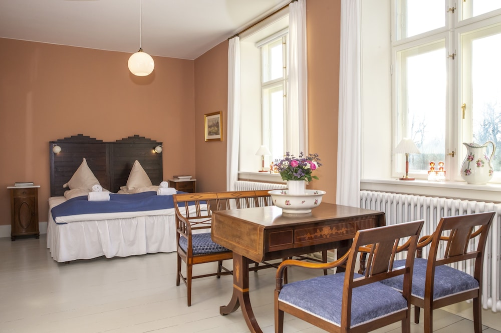 Fuglsang Herregaard Hotel — Nykobing Falster — photo 4