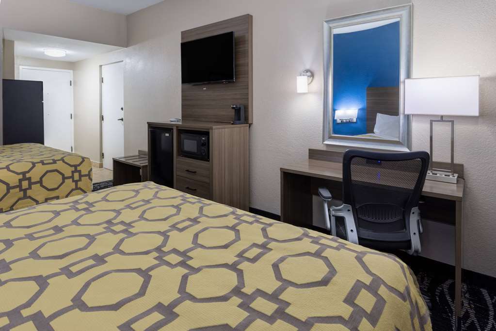 Baymont by Wyndham Saraland - photo 25