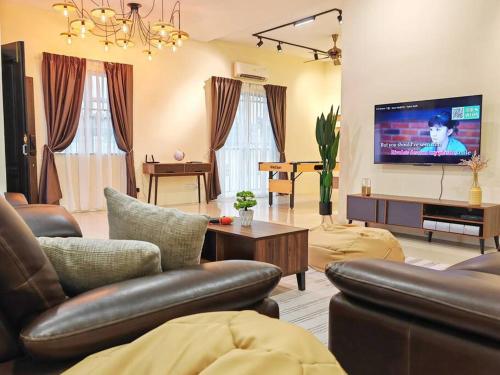 20 24Paxx Near Sunway Lst World wPool Tab Karaok