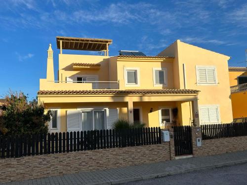 Vila Pinheiro — 4-Star Luxury Hotel in Olhao, Portugal