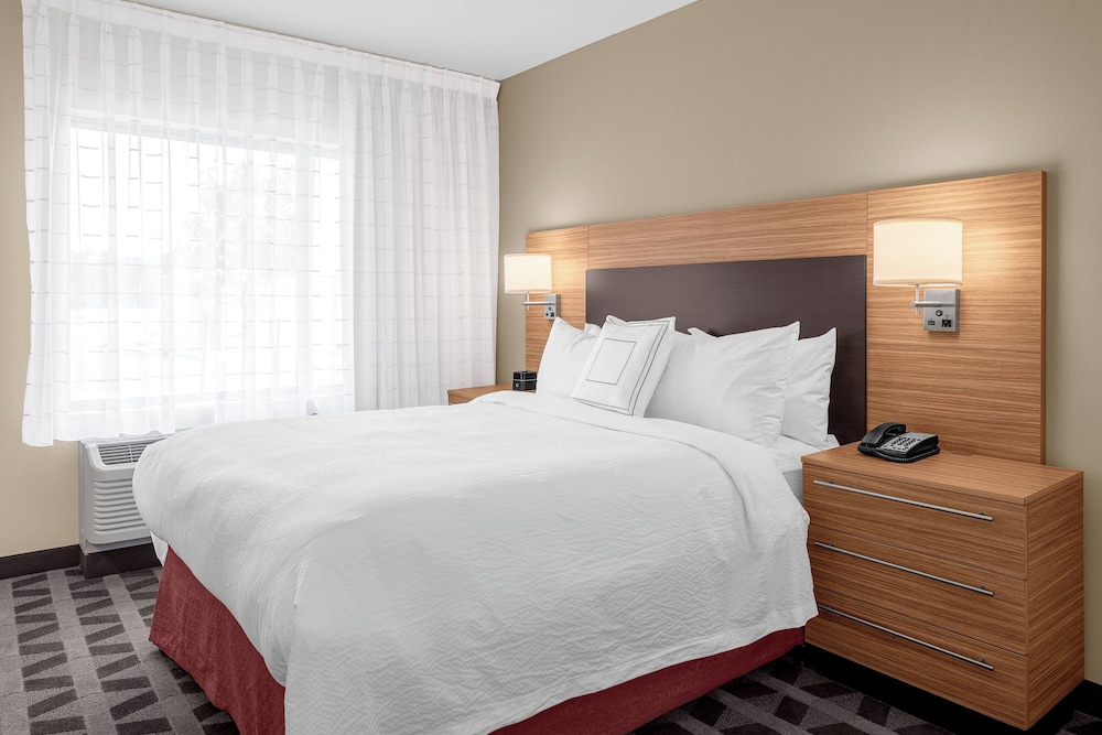 TownePlace Suites by Marriott Cincinnati Fairfield - photo 6