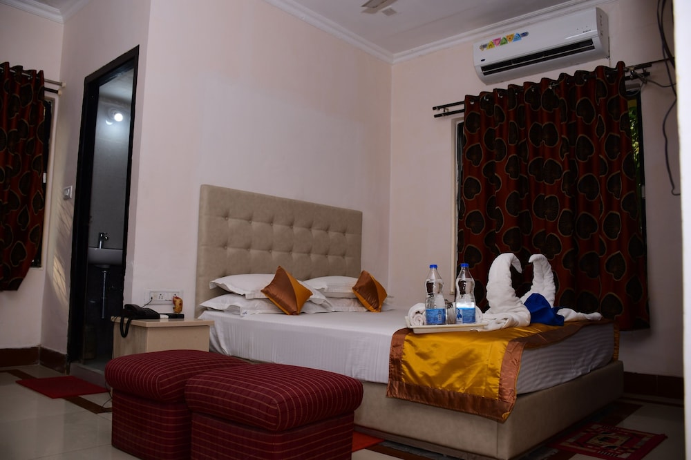 Hotel Dolphin - carbon neutral hotel in Digha