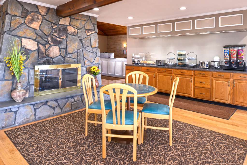 Americas Best Value Inn Plattsburgh - photo 32