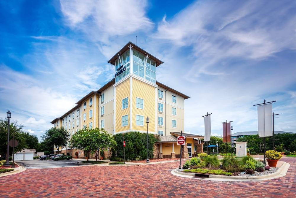 Hotel Indigo Jacksonville Deerwood Park an IHG Hotel - featured photo