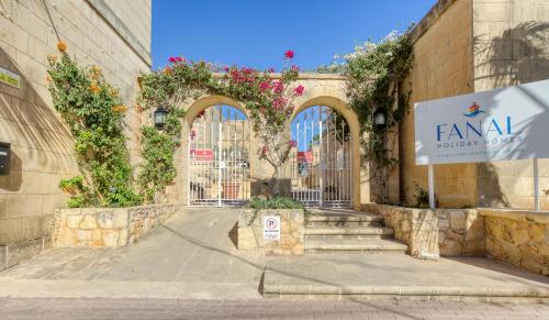 Villagg tal Fanal — 4-Star Luxury Hotel in Victoria, Malta