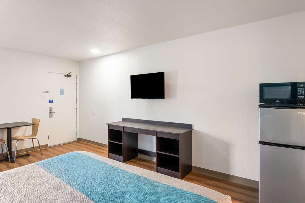 Motel 6 Lexington KY Airport - photo 12