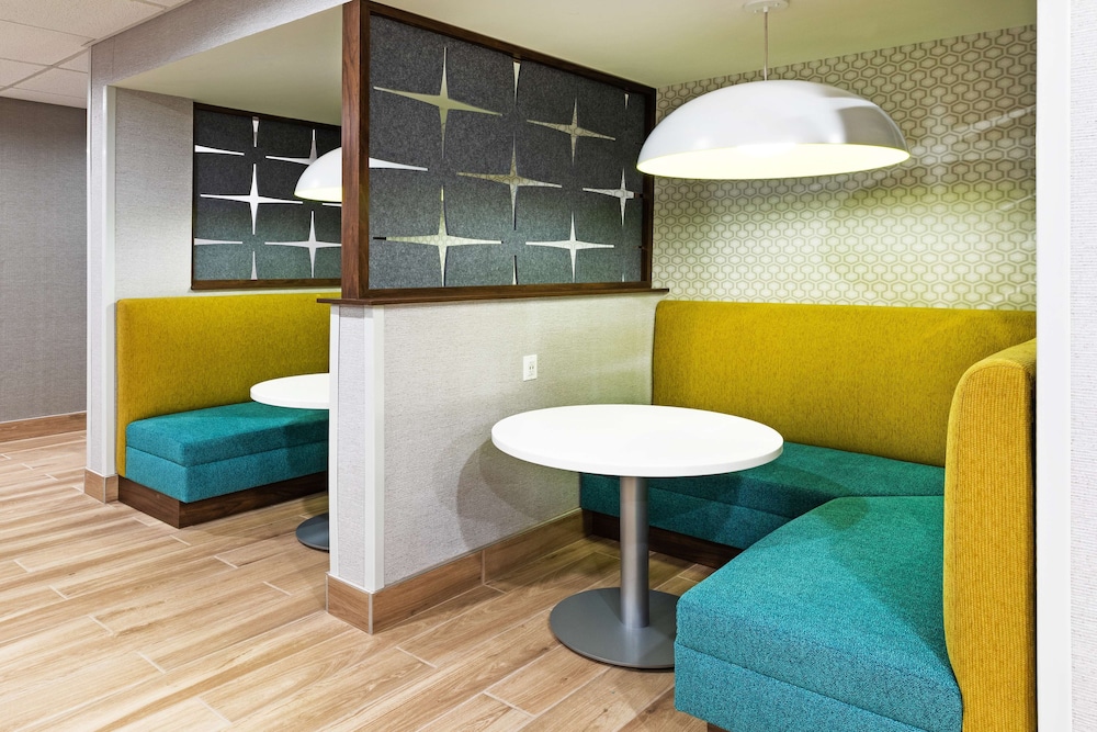 Hampton Inn & Suites by Hilton Canyon - photo 34