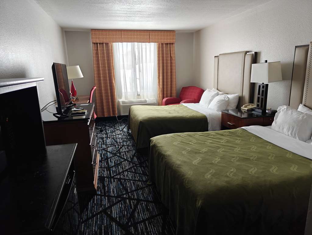Quality Inn Gaylord - photo 17