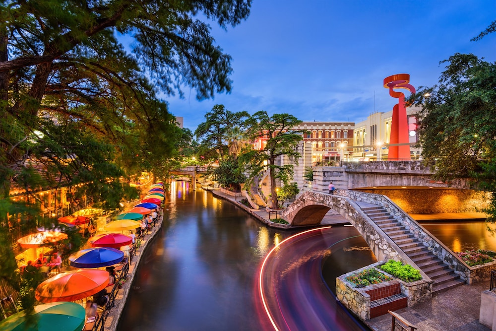 Holiday Inn Express San Antonio N Riverwalk Area by IHG - photo 35