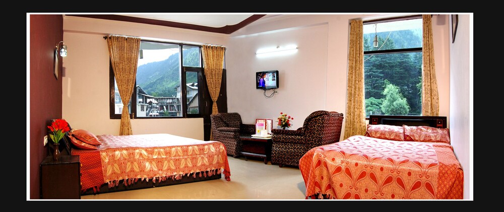 Hotel New Paramount - carbon neutral hotel in Manali