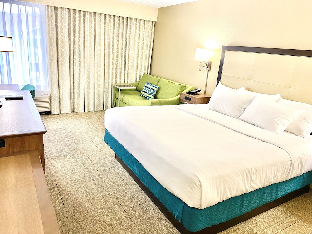Comfort Inn Darien North Brunswick - photo 7