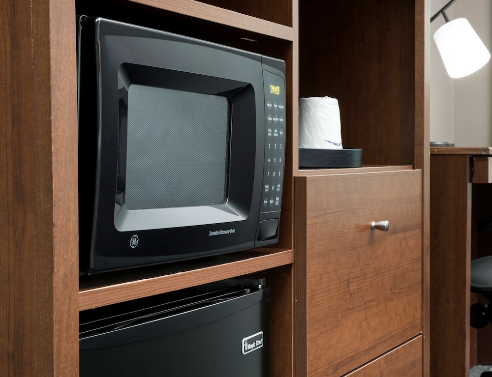 Hampton Inn & Suites Chicago North Shore Skokie - photo 41